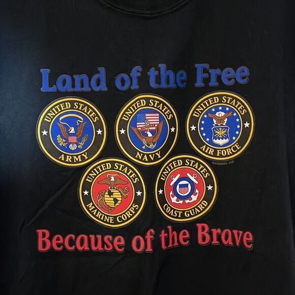 US Military Land of the Free Because of the Brave Gildan Mens Tee Size Large - Picture 3 of 16